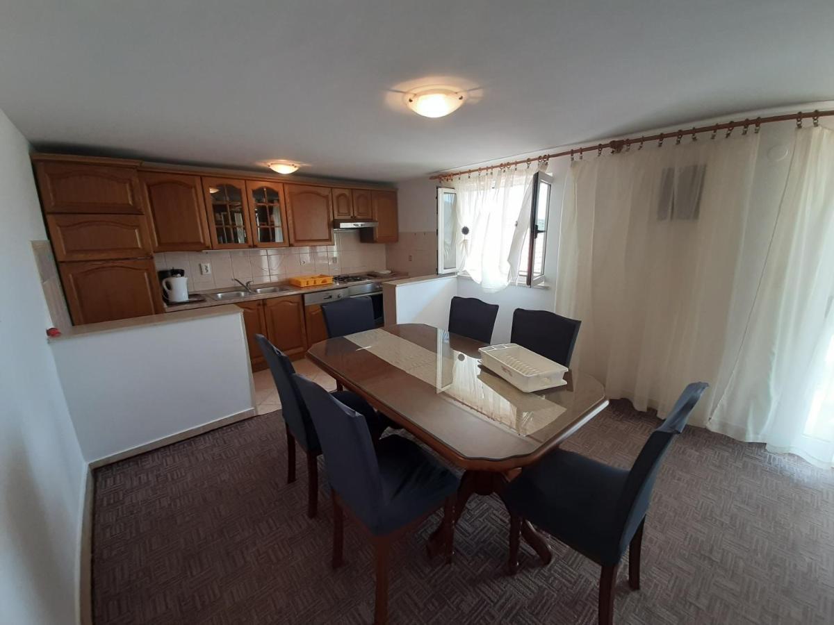 Apartments Diana Vinisce Marina  Habitación foto
